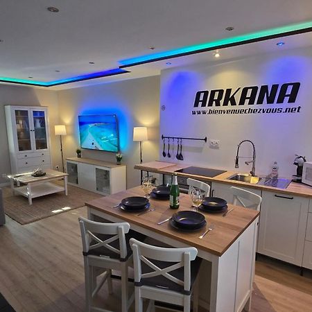 Arkana, Appartement Avec 2 Places De Parking Dole Exterior foto